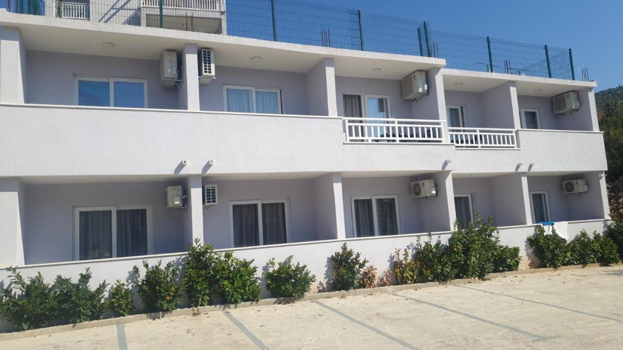 Apartments Capeta Neum Exterior foto