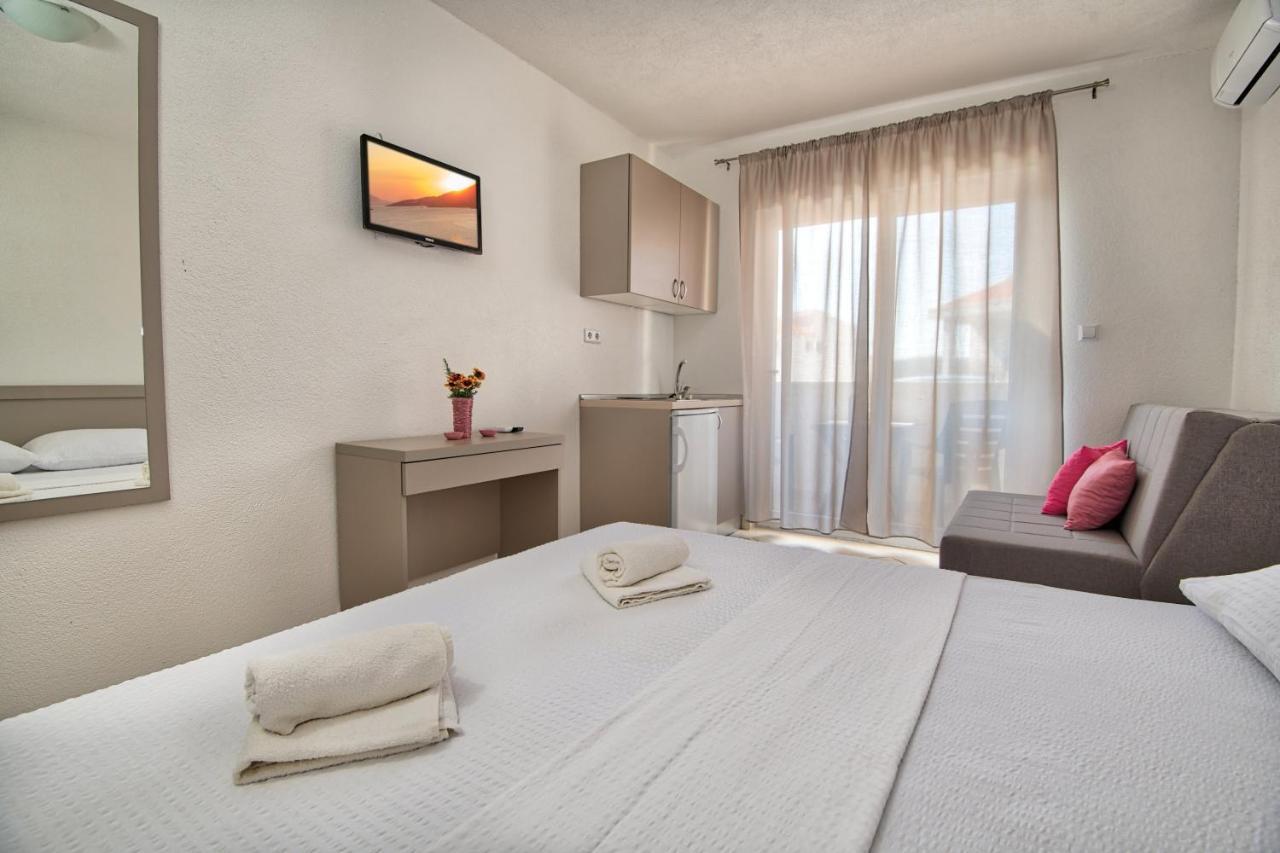 Apartments Capeta Neum Exterior foto