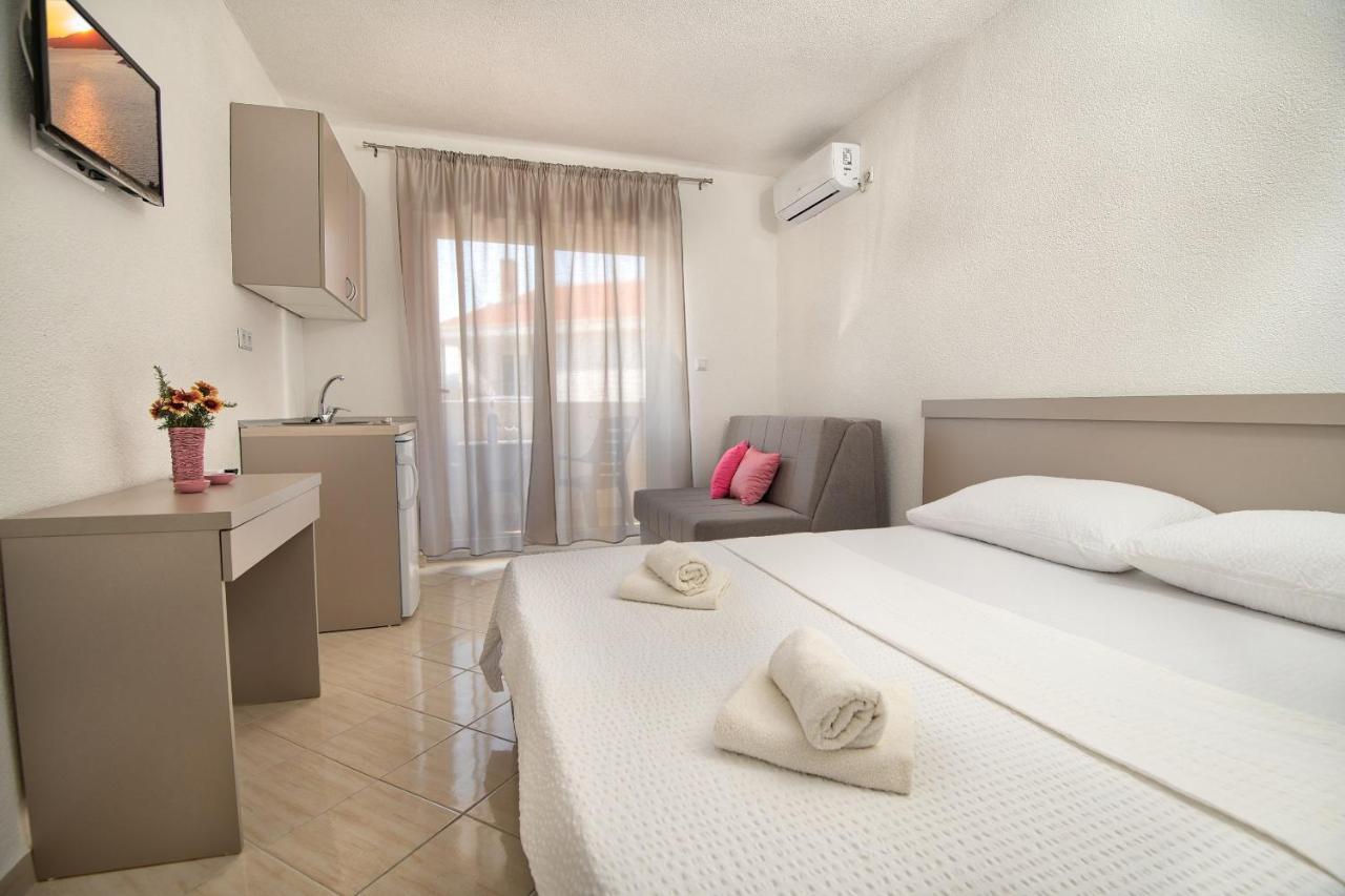 Apartments Capeta Neum Exterior foto