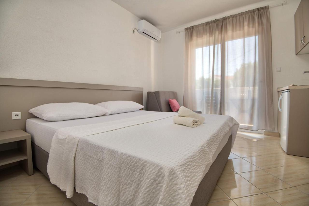 Apartments Capeta Neum Exterior foto
